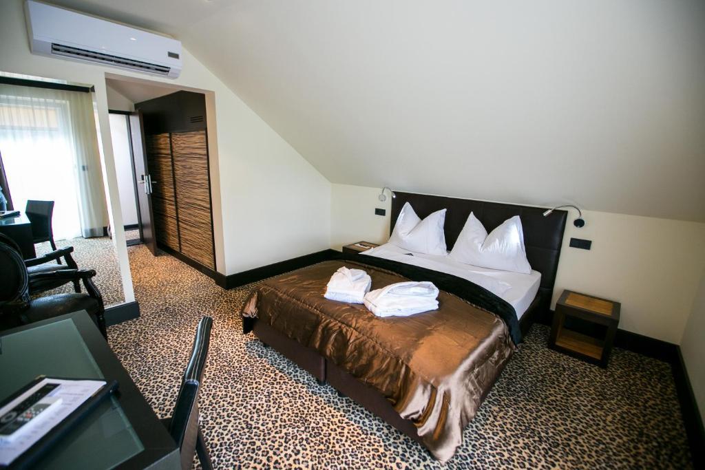 Hotel Seebrunn Am Wallersee ヘンドルフ・アム・ヴァラーゼー 部屋 写真