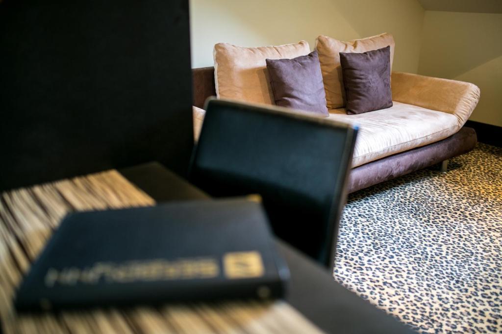 Hotel Seebrunn Am Wallersee ヘンドルフ・アム・ヴァラーゼー 部屋 写真